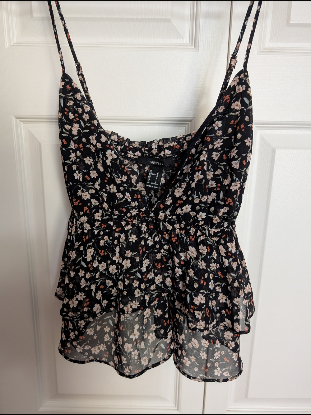 F21 Black Floral Spaghetti Strap Cropped Boho Cami